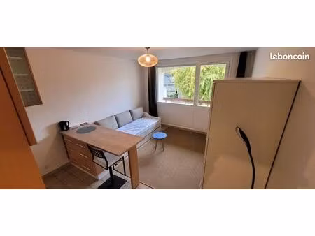 studio meublé