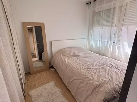 t2 meublé entièrement rénové avec terrasse – nîmes montaury