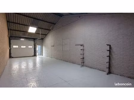 location hangar / cellule pour activité artisanale ou stockage