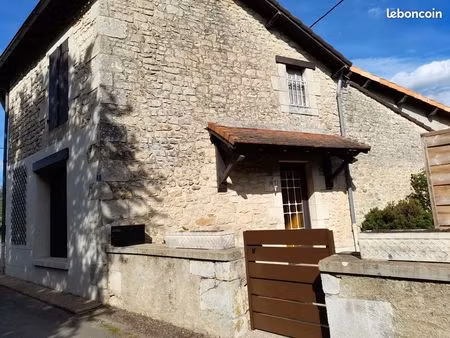 loue maison t5 montamise tronc