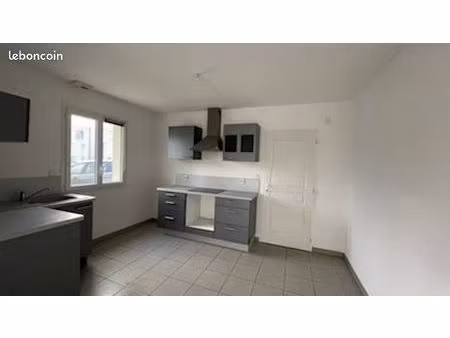 loue maison t5 à périgny