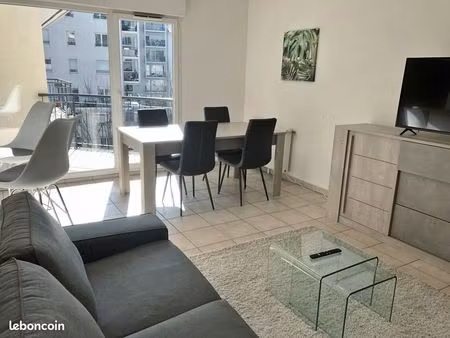 location t2 meublé centre ville terrasse parking