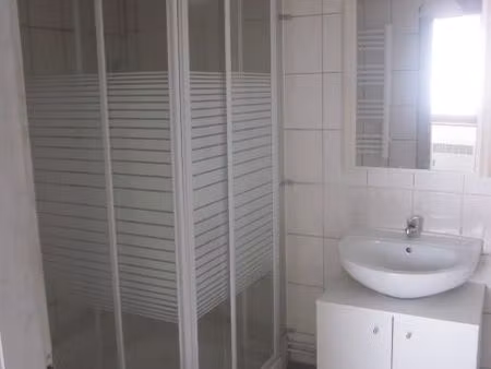 studio meublé libre 21m2 à hunigue