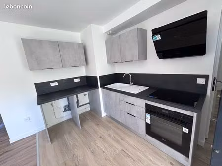 poisat à louer t3 de 48 5 m2