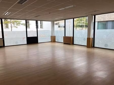 bien professionnel à louer à overijse € 4.000 (lfhc0) - investpro | zimmo