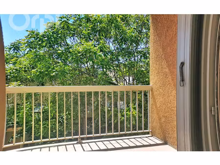 appartement toulon 69 m² t-3 à vendre  140 000 €