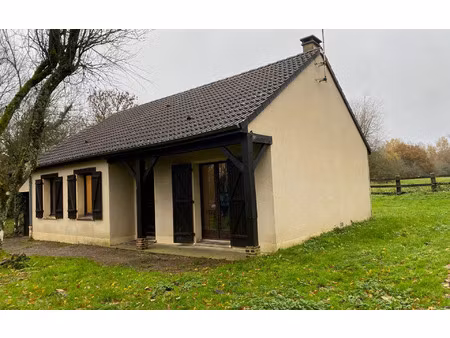 location maison  m² t-3 à les genettes  776 €