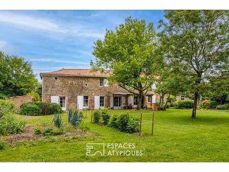 vente maison à vendrennes (85250) : à vendre / 164m² vendrennes