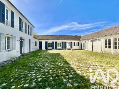 maison à ury (77760)