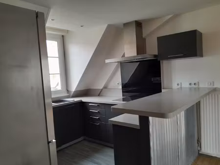 appartement dernier étage en location à chalon-sur-saône