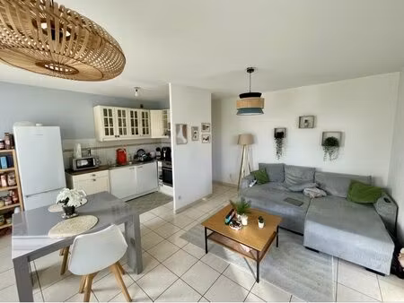 charmant t2 avec balcon et parking à montpellier