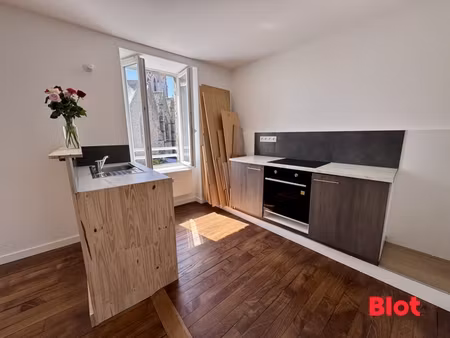 a louer par blot immobilier - pire sur seiche centre - appt t2