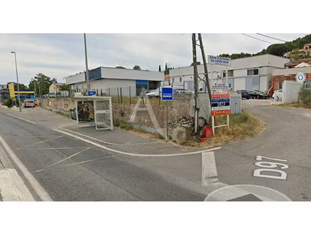 local professionnel sollies ville 96 m² + 30 m² stockage