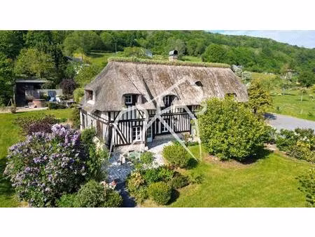charme et espace : ensemble de deux chaumières de 160m² et 70m² sur grand terrain au calme