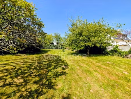 rare sur plougastel : maison de plain pied avec opportunité de division parcellaire en zon