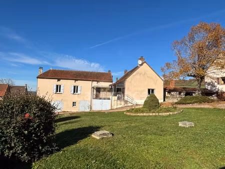 maison de village 78 m² + terrain 500 m² – 2 chambres – calme – proche gare tgv le creusot