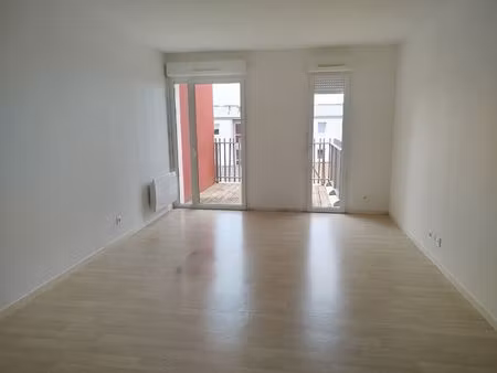 appartement 3 pièce(s) 59 m2 quartier les grands riaux