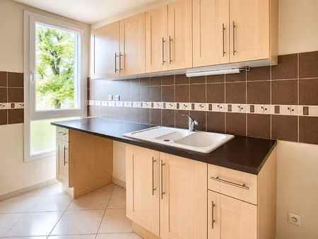 appartement saint pierre les elbeuf 3 pièce(s) 54 m2