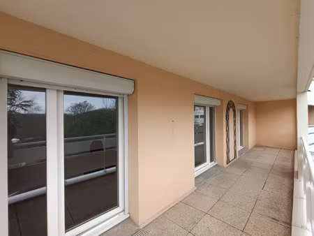 appartement 4 pcs 93m2 lumineux avec grand balcon