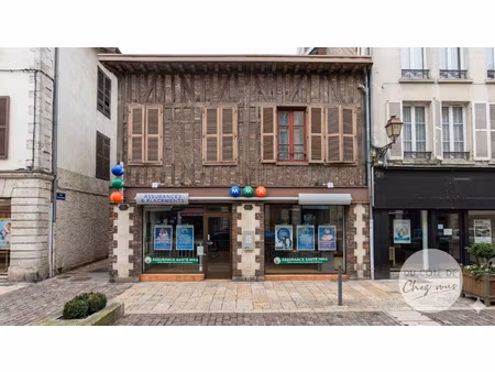 à vendre local professionnel / investissement locatif tr