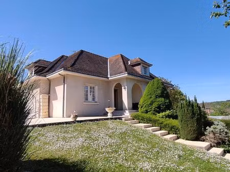 maison 6 pièce(s) 160 m2