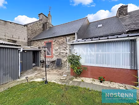 le haut corlay  10 minutes de quintin  jolie maison avec 1 chambre  jardin  et grenier amé