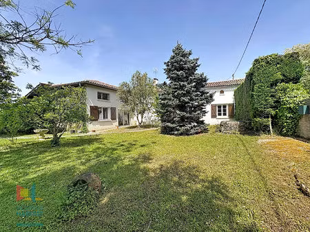 à vendre : magnifique propriété en pierre de plus de 2 4 hectares