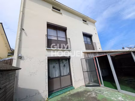 maison / immeuble - saint nazaire 10 pièce(s) 185 m2