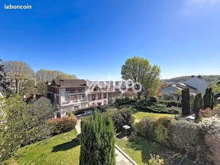 maison 6 pièces 200 m²