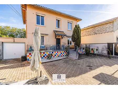 maison 4 pièces 3 chambres de 116m² située sur le secteur 'le pont des planches' / vaulx-e