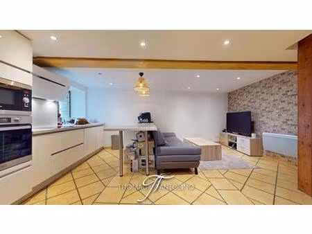 en exclusivite - alairac - maison de village - 1 chambre - 1 salle d'eau - climatisation