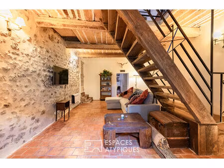 élégante maison en pierre dans le centre historique de lagrasse ? un bien d'exception