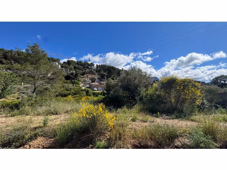 la valette nord  cadre campagne  terrain à batir de 1200 m2