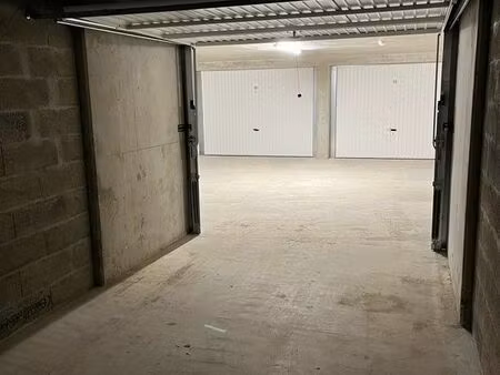 garage à louer annemasse centre