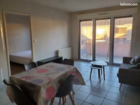appartement t2 meublé - arpajon sur cère 500 cc