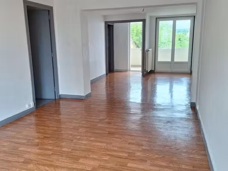 appartement t4 bis 103 m²