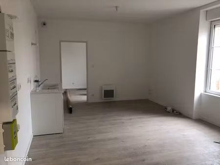 apparemment 45 m2 une chambre