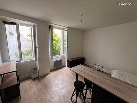 studio 1 pièce 24 m²
