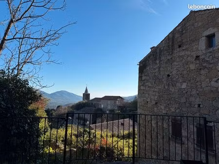 location f2 vero