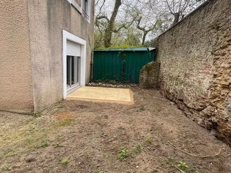 location appartement 1 pièce 25m² mont de marsan 40000