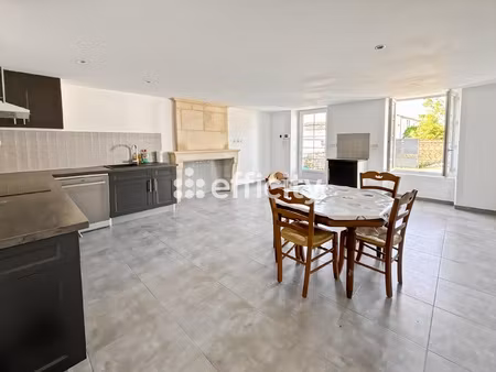 maison 5 pièces - 136 m²
