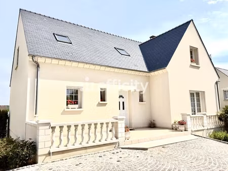 maison 6 pièces - 180 m²