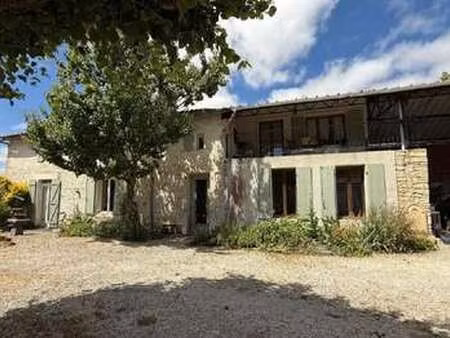 vente maison à aunac (16460) : à vendre / 168m² aunac