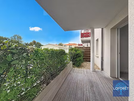 les sables-d'olonne  quartier arago - appartement 2 pièces 41 m² avec terrasse et parking