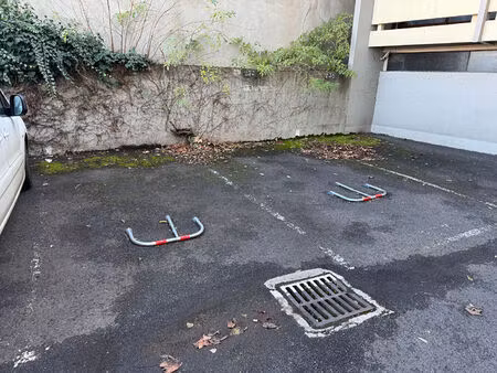 place de stationnement parking