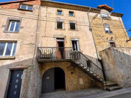 maison de bourg en pierre - mirefleurs