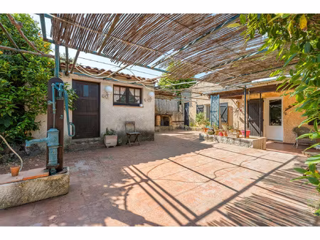 2 maisons t3 - 152 m2 - terrain 740m2 - calme