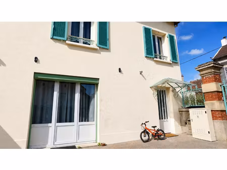 maison de ville - 3 chambres - 95m²