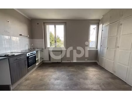 location appartement  m² t-3 à brive-la-gaillarde  650 €