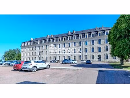 laon ville haute proche lycees